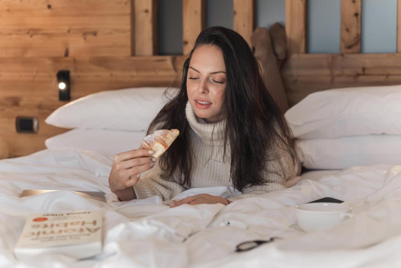 Wellnesshotel Erica ノーヴァ・ポネンテ エクステリア 写真
