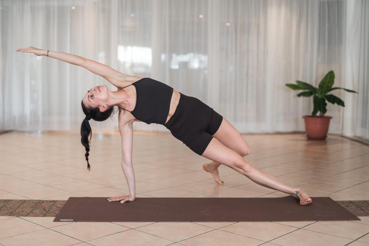 Wellnesshotel Erica ノーヴァ・ポネンテ エクステリア 写真