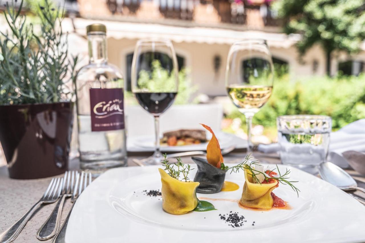 Wellnesshotel Erica ノーヴァ・ポネンテ エクステリア 写真